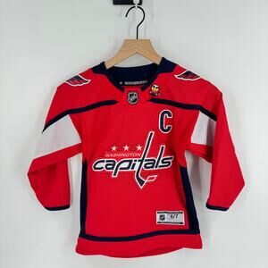Washington Capitals Kids Hockey Jersey Ovechkin Number 8 Includes Pin Size 4-7